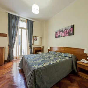 rezervați aici